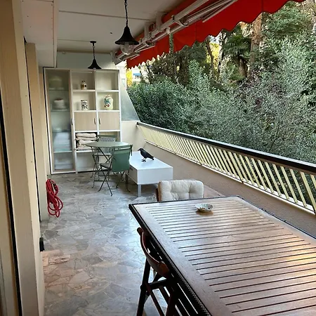 T2 Bord De Канны